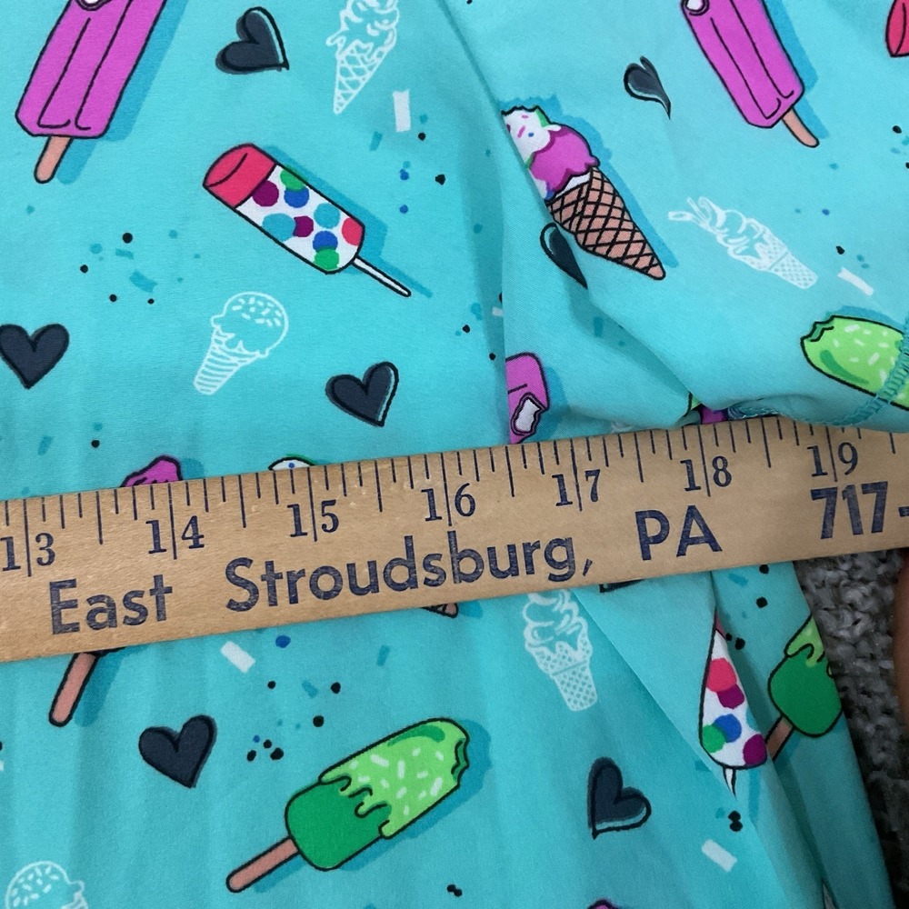 Lot Of 3 Scrubstar Pink NWT Top & EUC Bottom PLUS EUC Ice Cream Top Sz M - Picture 7 of 16